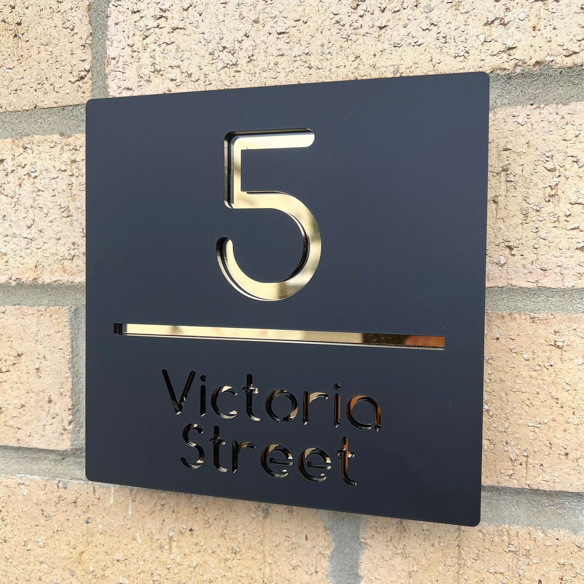 Luxury House Sign D1 – JT Workshop