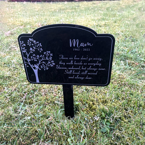 Tree Grave Marker